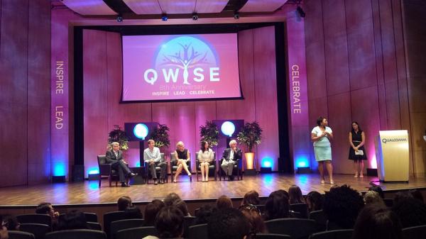 soniafarace's tweet photo. Amazing talk about the unique experience of women in science & technology working at @Qualcomm. #QWISE http://t.co/Im7GE8auMn