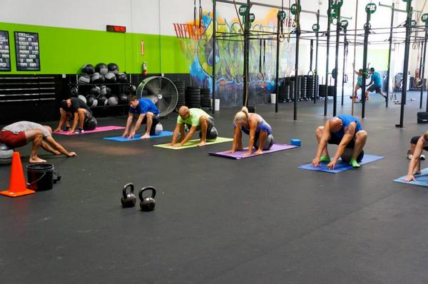 CFInfinite's tweet image. How about CrossFit with a little yoga?