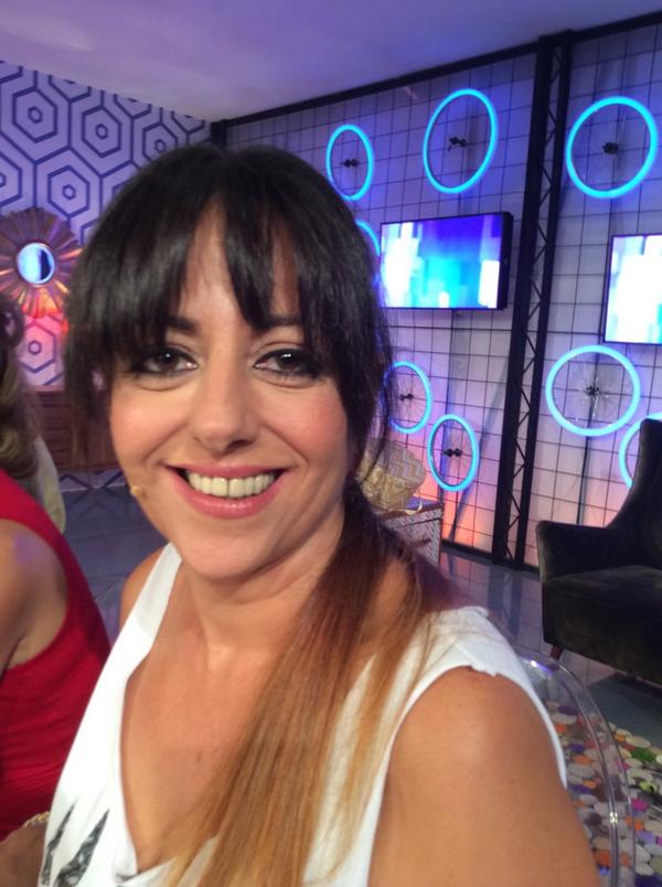 hableconellast5's tweet photo. #YolandaRamos #hableconellas29 http://t.co/r6eVxltm9O