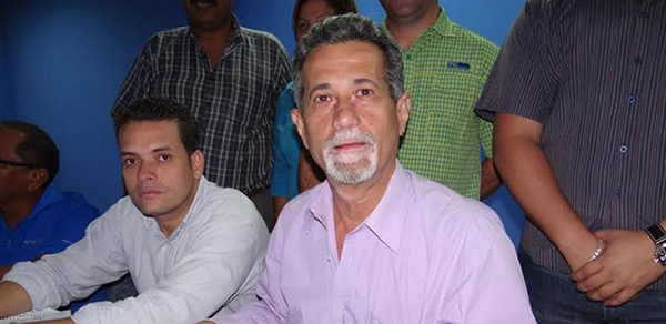 LCRBolivar's tweet photo. Diputado De Grazia denunciará situación "deplorable" de #Guayana en la AN http://t.co/hj7TJkdIrt http://t.co/Oi8JDLe9hF