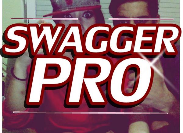 simocuervo's tweet photo. pocos tienen esta mierda nuestra manera es única y eso es lo que nos hace diferentes #SWAGGERPRO @LuluBNCrew http://t.co/cH9Qn6LyRy