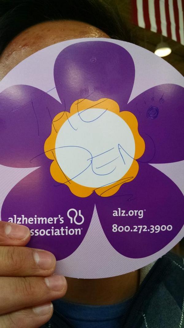 HC_Den's tweet photo. Donating for Alzheimer's #ForWhat #TwitterlessAlex http://t.co/YQeB8uti52