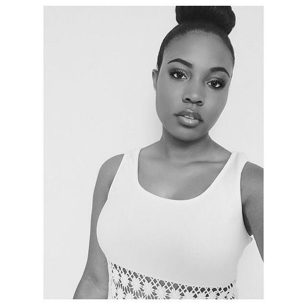TheFiner_Things's tweet photo. “@KeyairAngels: LADIES: Quote this with your favorite selfie! #AngelPics” http://t.co/blSVQyFsx9