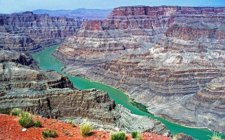 TelegraphTravel's tweet photo. Heading to the US? Here are 20 US national parks that should be on your must-visit list http://t.co/QspsGYDf2b #ttot http://t.co/3W2aDyhSZc