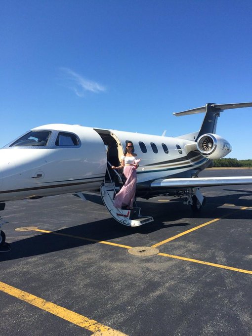 Off to Washington, D.C. For dinner #easthamptons #galadinner #travelinstyle #angievuha #piglet #animallover<a href="/tag/easthamptons"class="tags">#easthamptons</a><a href="/tag/animallover"class="tags"><span>#animallover</span></a><a href="/tag/galadinner"class="tags"><span>#galadinner</span></a><a href="/tag/piglet"class="tags"><span>#piglet</span></a><a href="/tag/travelinstyle"class="tags"><span>#travelinstyle</span></a>