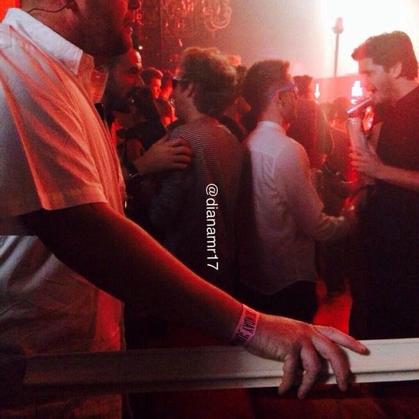 GregHoranNewss's tweet image. Photos Niall club hotel where they are staying in Las Vegas yesterday, 14 / September. @Greghoran87 :D