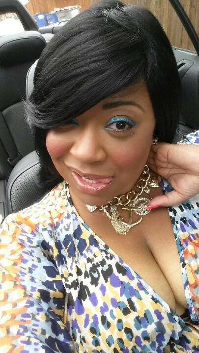 ImSo_ThickWitIt's tweet photo. #CeilingMissing http://t.co/1C0dkSTFII