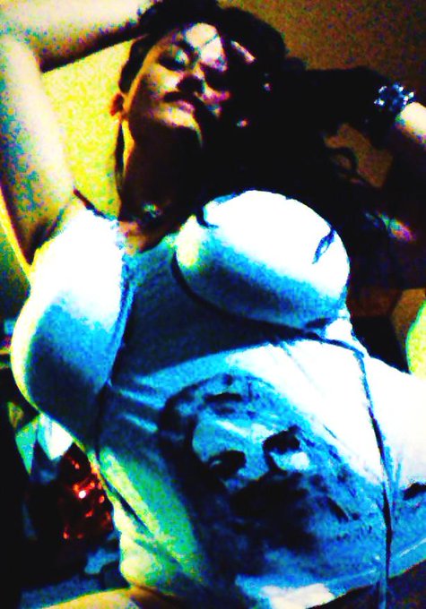 YOU LOVE COMICS?! AS MUCH AS I DO?!!!! WELL THEN, CHECK THIS OUT!!!!  http://t.co/eHs8Cd2yqQ http://t