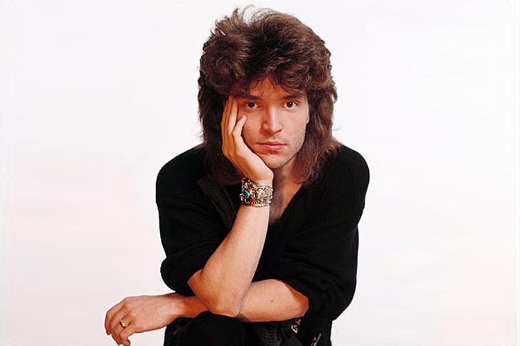 Happy Birthday to Richard Marx, who turns 51 today! 