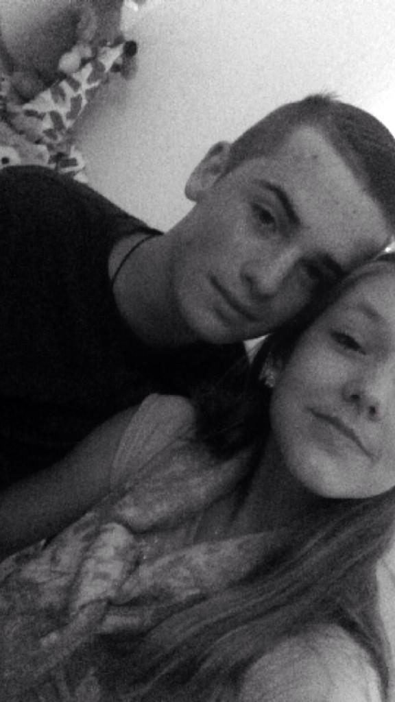 Ingmar043's tweet photo. 4 Months with my queen 💍❤️Love you sooo muchhhh foreverr !  😍 @lynn_dance http://t.co/cYYYYwrgh7