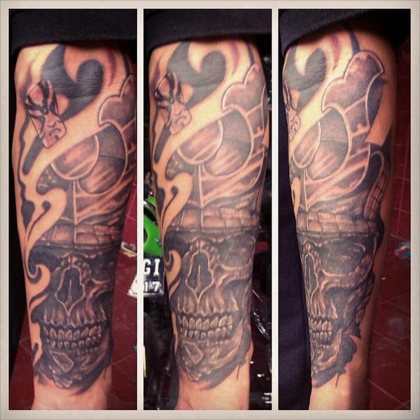 Inked today !! 
Tattoo by <a href="/kentzho/">Bluntsburn</a>