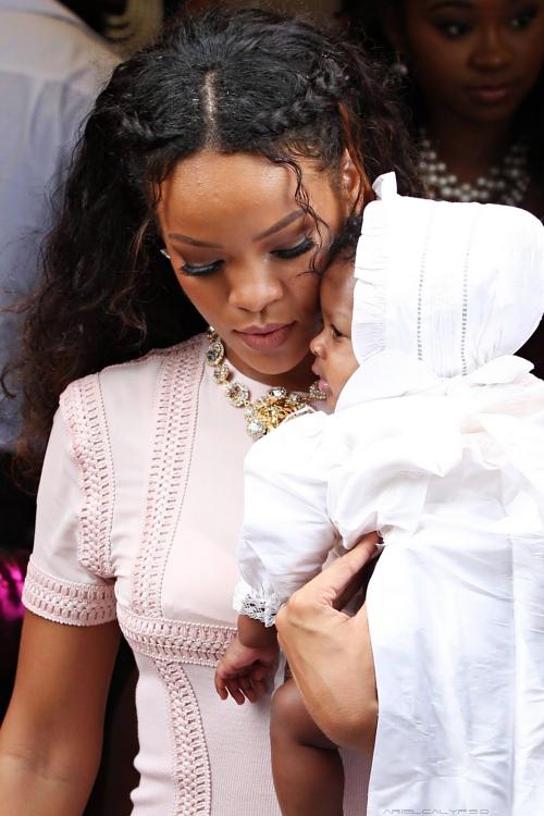 племянница рианны маджести. рианна сколько детей. риханна с мужем. рианна и маджести. риханна с сыном.