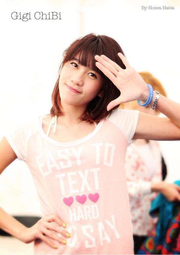 siang "<a href="/Twiboy_OFC/">Twibi Kendal</a>: Siaaaaang^^^ ,,,,Hello Cikbung <a href="/GigiChiBi/">brigitta cynthia</a> { <a href="/CiGiVoices/">CiGi Voices</a> @RapperChiBi <a href="/Rapper_Cigi/">Gigi ChiBi ✌</a> } "