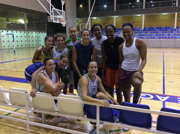 #LF Buen entrenamiento ayer noche en Águilas para desentumecer los  músculos tras el viaje. Hay ganas de partido hoy