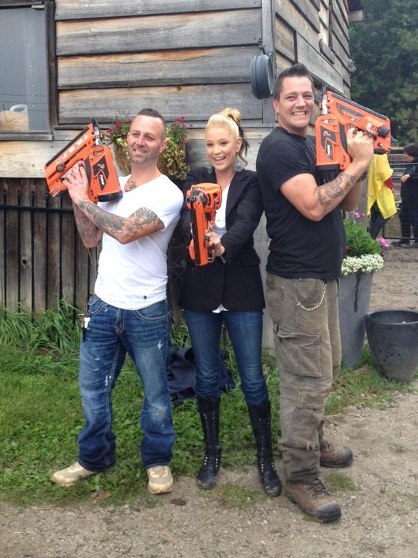 theglencoyle's tweet photo. It was a great day to build in a fun way to help @KristenRenton @DamonBennett_ @PeaceForAll_WWS @PaslodeEdmonton http://t.co/lXwC2fQsLS