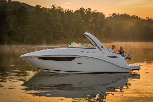 SeaRayBoat's tweet photo. Good Morning. #260Sundancer #SeaRaySummer #2015SneakPeek http://t.co/d4RksUnqMW