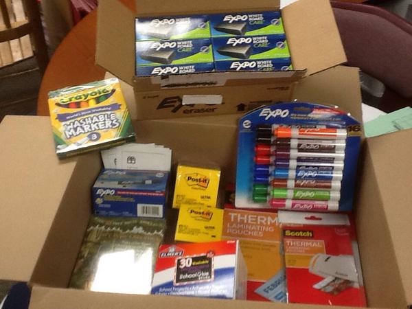 thirdandhome's tweet image. Look what our class got in the mail from a generous mystery person? @JimPlain @LeanderISD #ethicalprinciples