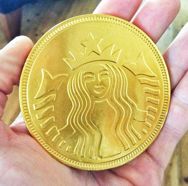 Ianhwatkins's tweet photo. I finally got a 'GOLD' medal off @craigdavidheap !!! ( It's now in my belly ) 😁👍🏆 #Tumble #LovingTheHeapster http://t.co/eBjBmscM2L