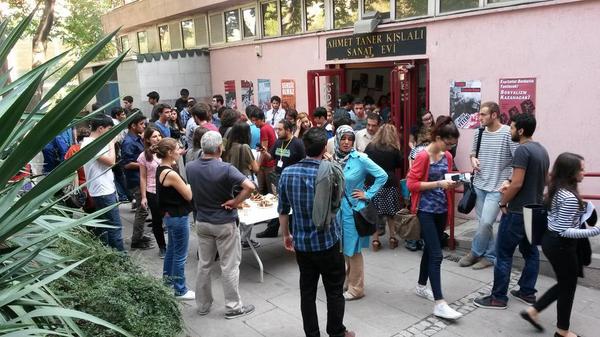 Uyum programı, ikinci gününde ATK Sanatevi'nde devam ediyor.