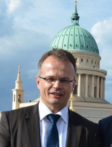 Gerade eben zum Fraktionsvorsitzenden der CDU im Brandenburger Landtag gewählt worden. Danke für das Vertrauen.