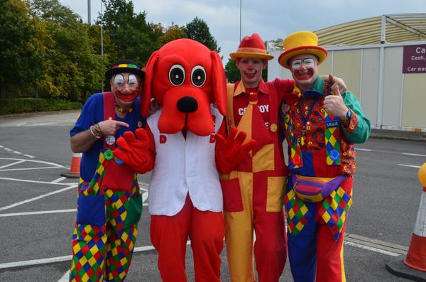 the Clowns and <a href="/ConvoyH/">Convoy Of Happiness</a> getting ready to clap the bikers in #Denton store for <a href="/BigBikeRide2/">BigBikeRide2</a>