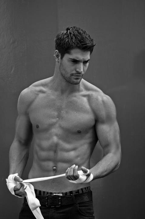 FiftyFanCG's tweet photo. #StudShotOfTheDay #EricBateman http://t.co/6FUD8caK57
