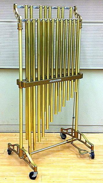 チューブラーベル (チャイム) 鐘を管状にして、ピアノの鍵盤の順番と