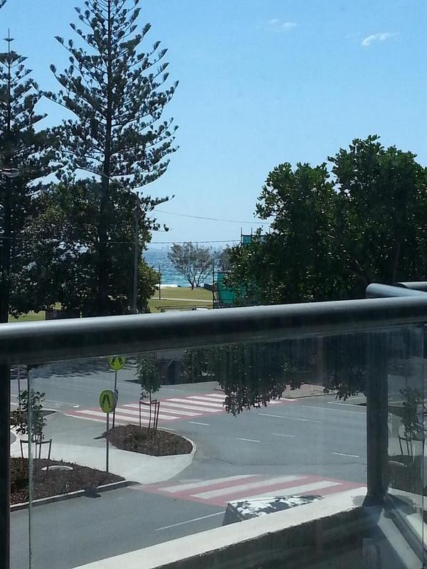 savannahtis142's tweet photo. Studying #tis142 at one of my local-ish libraries... what a view! http://t.co/bJoFOWQFqR