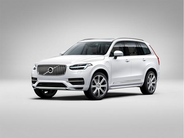 VolvoCarTR's tweet photo. Aşk, yeniden!
#XC90 http://t.co/xCQQ0TQnpf