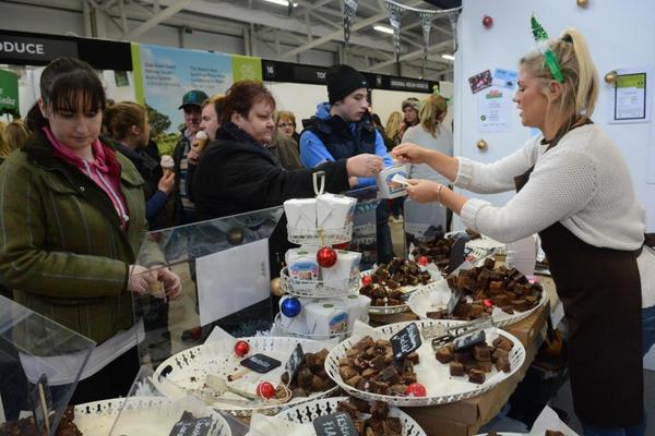 royalwelshshow's tweet photo. Application forms for stands in the food hall at this year's 25th #WinterFair are now online. http://t.co/yOAWLcUmbM http://t.co/k5naFpAR7Q