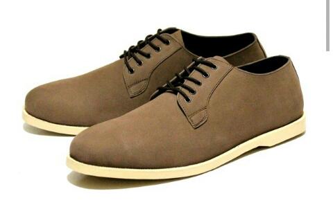 Low Cost Series: Casual Derby Blutcher. Mat: Doff Brown Faux Leather. Size 39-44. Only 270k-- Order Now!