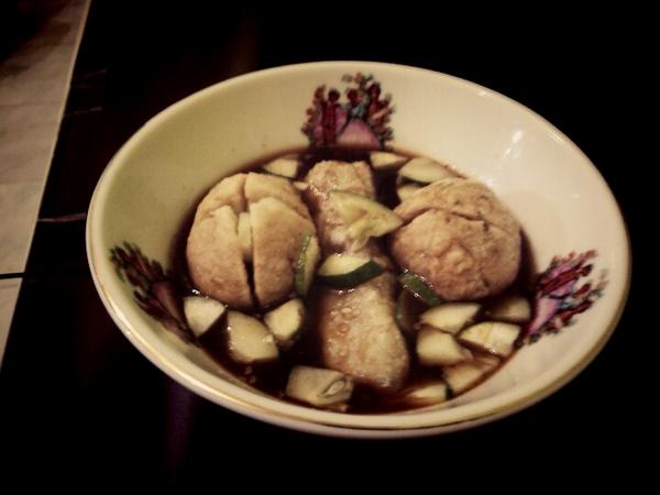 Pempek Lenjer + Adaan at Pempek Yuk Mai .. yukk mampir agan2 .. jln.brigjend encung Purwokerto cc <a href="/infoPURWOKERTO/">IG: @Purwokertoku</a>