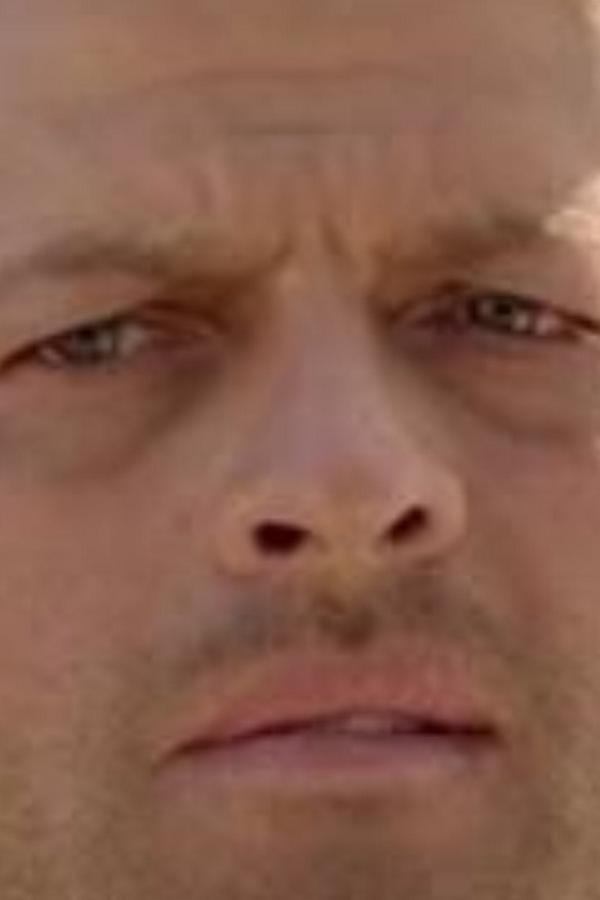 kevinaptran's tweet photo. When the writers give dean and cas random love interests that serve no purpose http://t.co/kGSzoRRQdg
