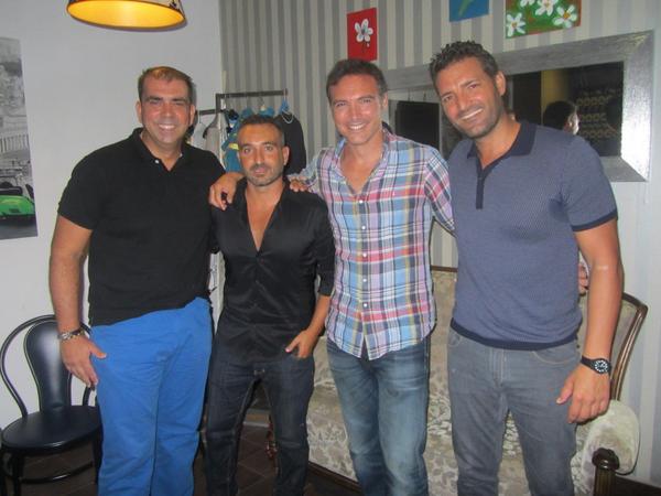S0NDELMUND0's tweet photo. ¡RECUERDA! Esta noche a las 22:00h aprox. en Onda Cádiz no te pierdas la entrevista de @quiquemiranda a #SONDELMUNDO http://t.co/N8EuVz1CXy