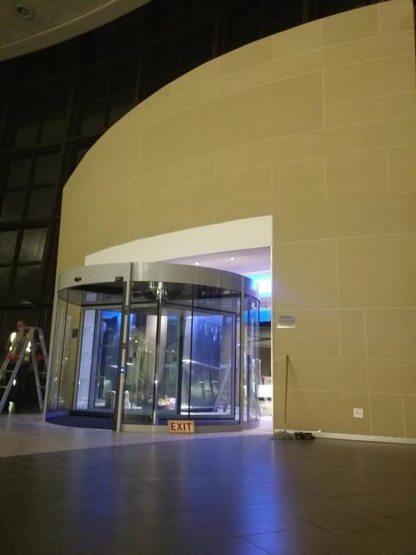 Frost_Int's tweet image. Last finishing touches to the new FNB entrance ! The guys have put in massive effort to get it done on time !
