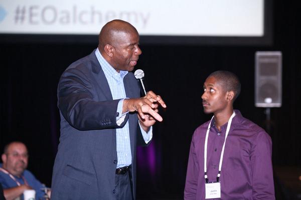 JustinaDew's tweet photo. The Day My Life Changed. A Nice man to Meet and Wise . Thank you @MagicJohnson #kindness #success #Achildhoodhero #LA http://t.co/07zxw5nYHk