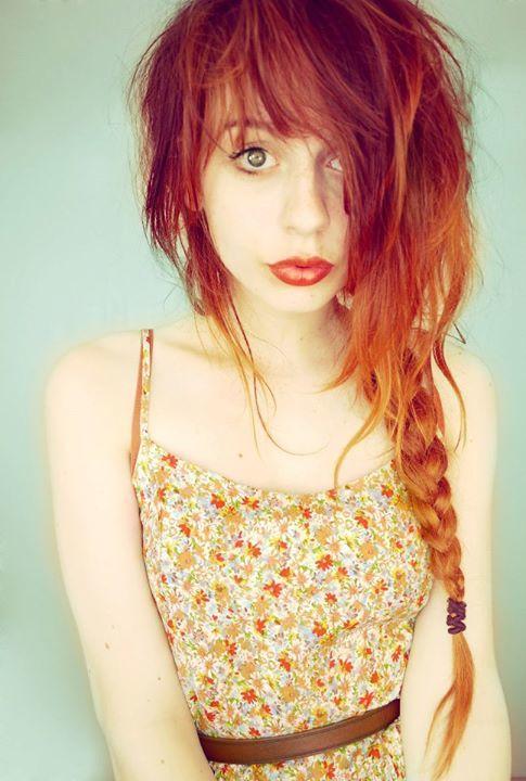AYUDASFAKELAND's tweet photo. Nombre: Nadia esra.
Edad: 16 hasta 19 depende.
ojos color: Verdes.
piel color: Blanca 
fotos: Mas o menos http://t.co/UnezTaOQiB