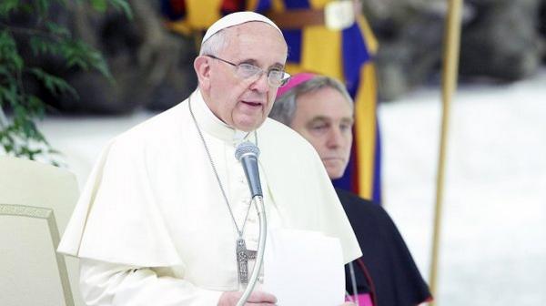 El Senado trata red mundial de escuelas promovida por <a href="/Pontifex_es/">Papa León XIV</a> goo.gl/VYlbn0