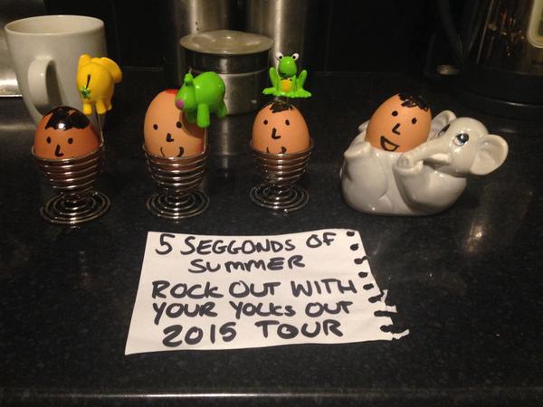 JudithFingleton's tweet image. #4MusicMeet5SOS