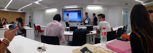 IgnacioGaricano's tweet photo. “@oliii15: Y empezaron las clases 😰 @IgnacioGaricano http://t.co/DdcYkSXef0”