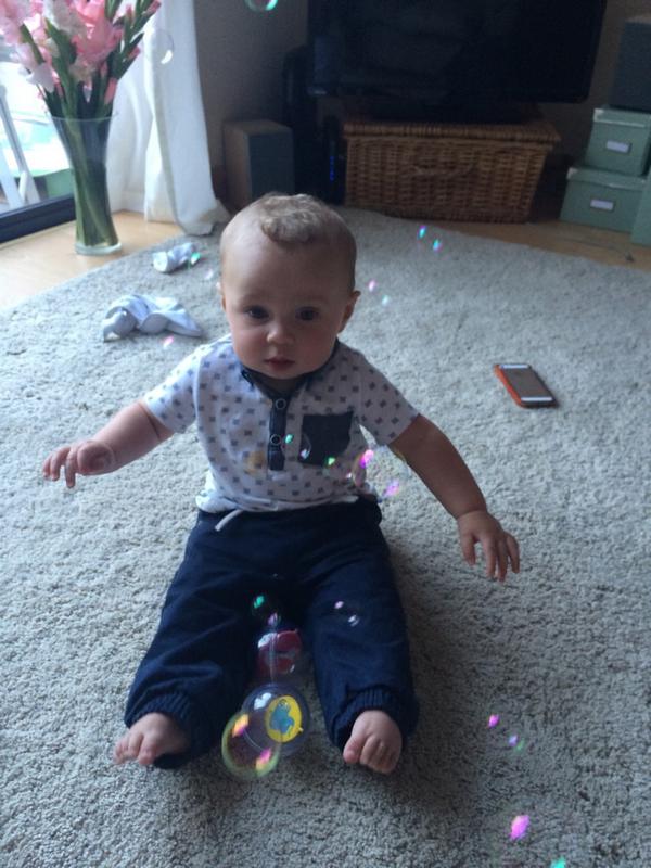 Hazlet732's tweet photo. “@kandypants13: #Bubble @Hazlet732 http://t.co/YWjLaBhxVU”❤️❤️