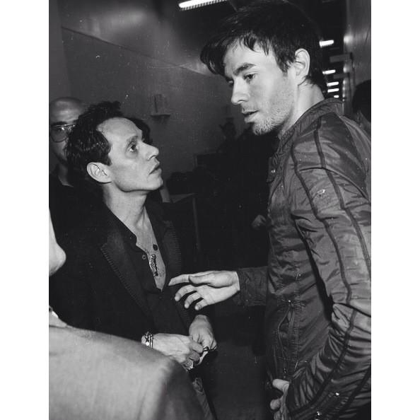 Happy Birthday, Marc Anthony! Heres Enrique and Marc backstage at the Latin Grammys! 