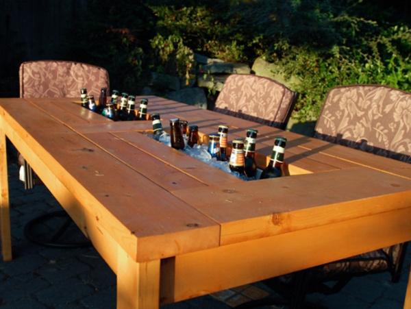 T_Cops21's tweet photo. “@theCHIVE: DIY projects for the classy drinker: http://t.co/1k4jIcnzNz http://t.co/qYDEgO4f3h” @Chassds must have!