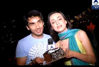  Mohit Mere taraf se Ko happy bday bol dena :) Happy birth Day sanaya Irani we all love u 