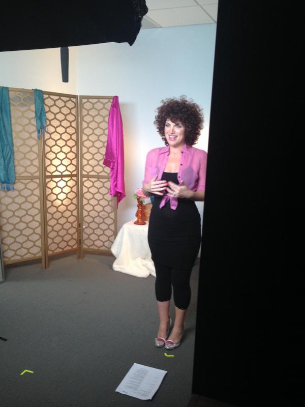 DanaBMyers's tweet photo. Want to boost your self-confidence instantly? My new video on @CafeMomStudios shows you how! http://t.co/UcCx2B2v4B http://t.co/poa2gchyCc