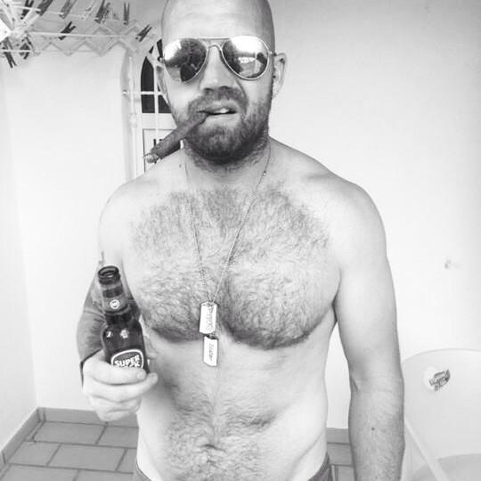 Live4Fells's tweet photo. #WishIWasHere #albufeira2014 #stagdo http://t.co/2syNPIzGeb