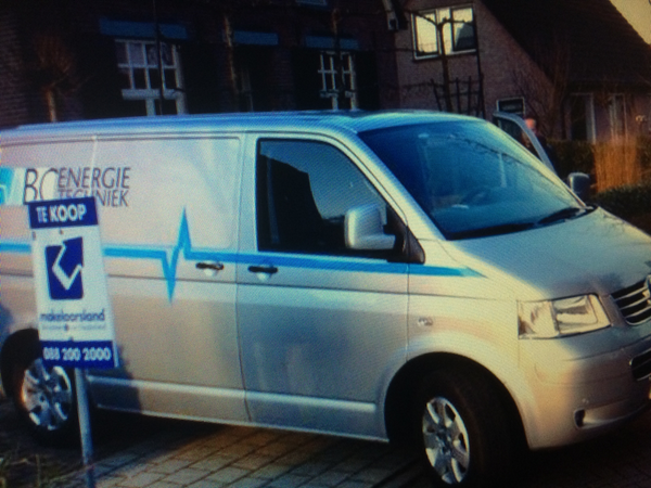 4ernst's tweet photo. Iemand die deze Volkswagen Transporter met Kenteken 52-VZL-5 na vrijdag 12 sept. nog gezien heeft? #gestolen #borculo http://t.co/pScvenFZ5i