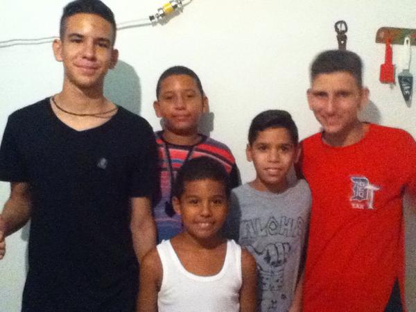 LLindate's tweet image. #conlosprimos