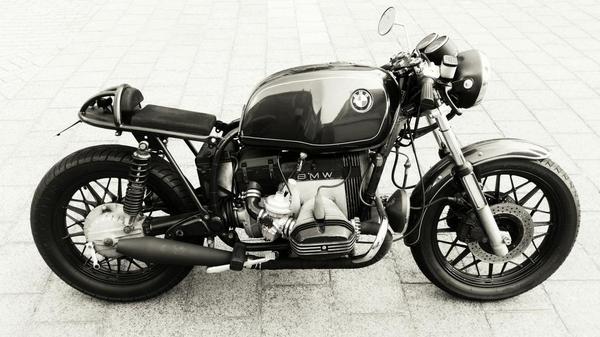 77custombikes tweet media