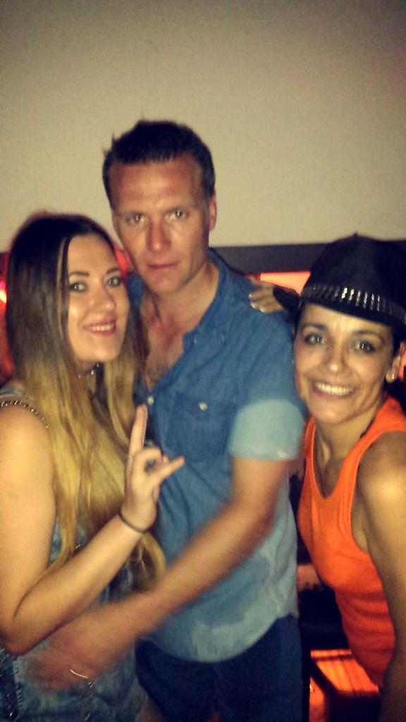 beckzja's tweet photo. Portugal #albufeira #bestholidayever 👌🌞🍸🍹 http://t.co/5e7lr40xZW